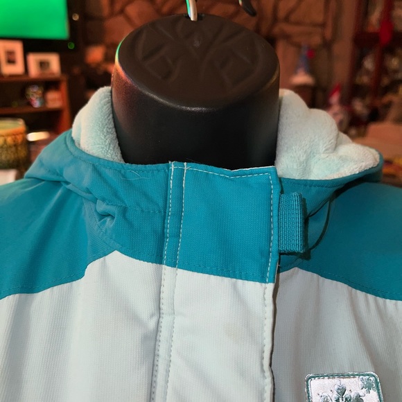 Please Mum Winter Coat - Picture 3 of 9